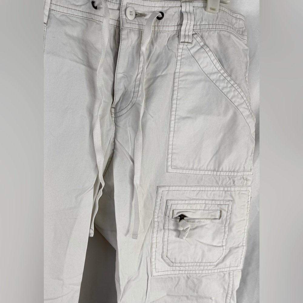 Old Navy Women’s White Cargo Pants Size 12 - Picture 2 of 9